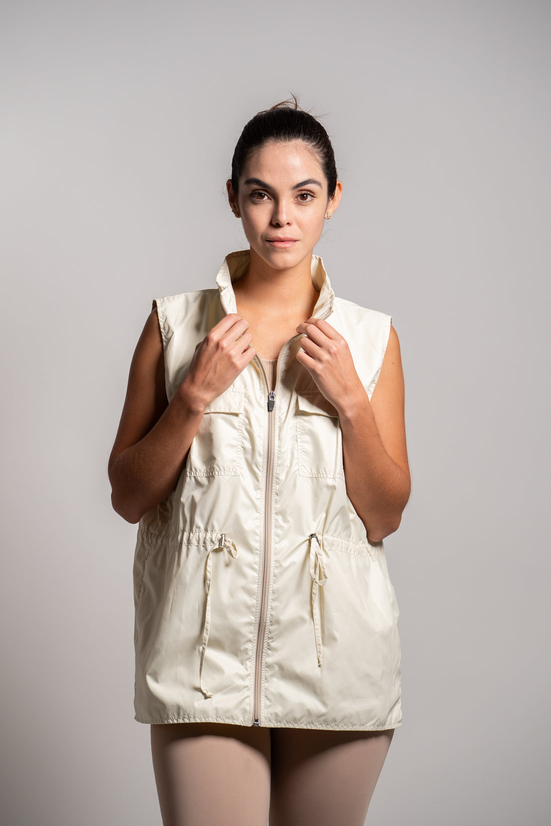 VOYAGE VEST